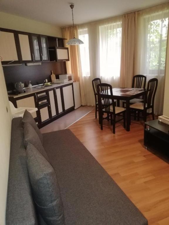 Renta BG Apartments in Tsarevo Buitenkant foto