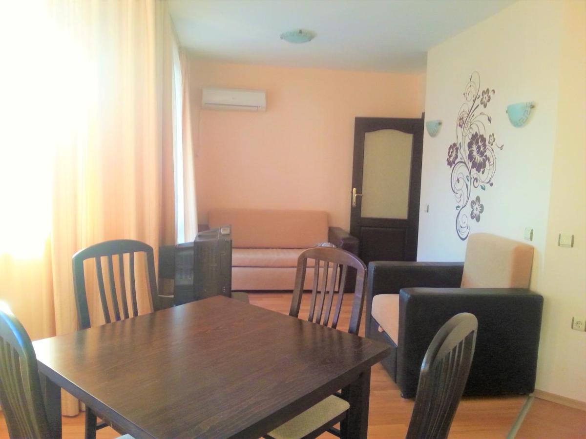 Renta BG Apartments in Tsarevo Buitenkant foto