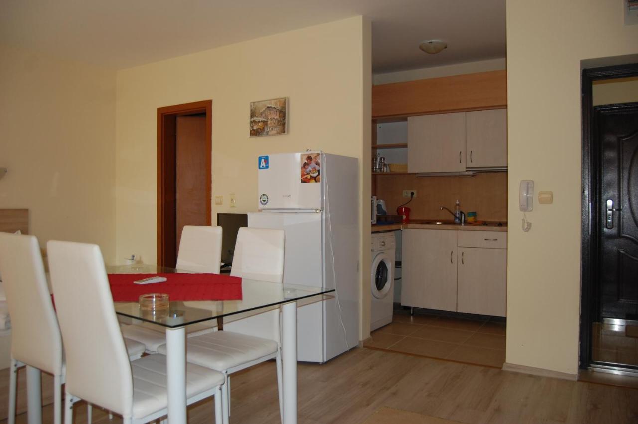 Renta BG Apartments in Tsarevo Buitenkant foto