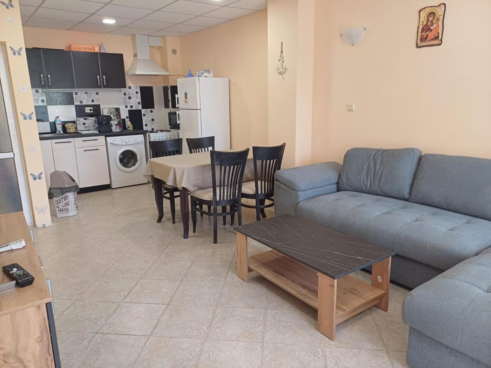 Renta BG Apartments in Tsarevo Buitenkant foto